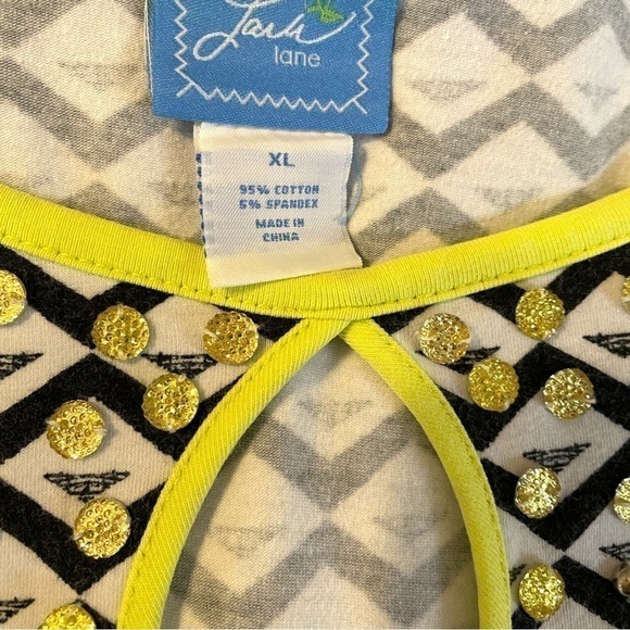 𝅺LARA Lane ladies top, size XL, embellished, cotton/spandex, very good condition - Picture 3 of 4